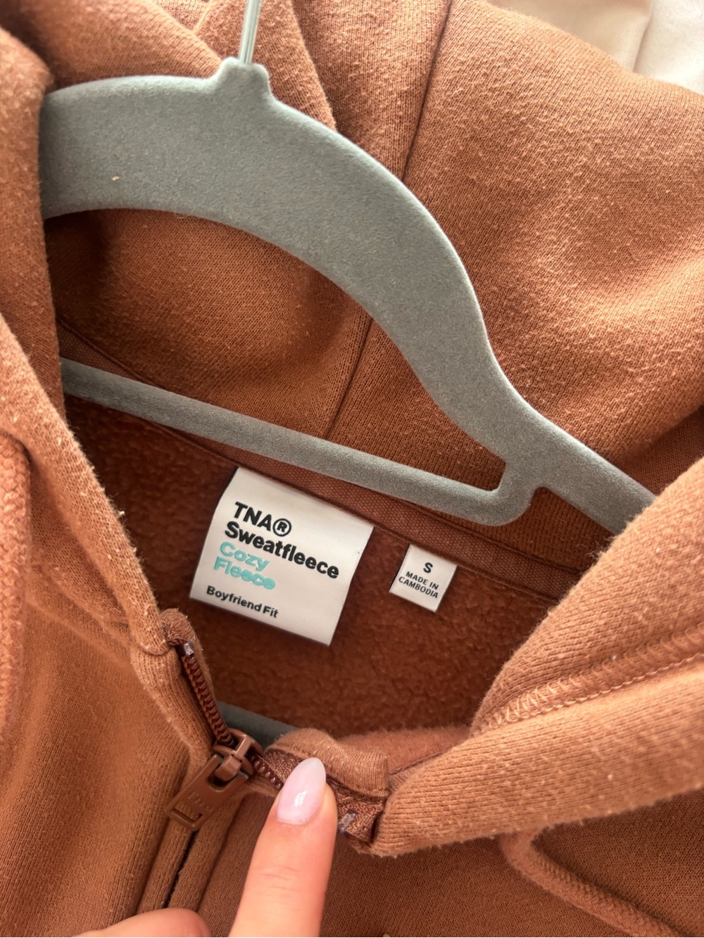 Aritzia brown zip up - Picture 2 of 2